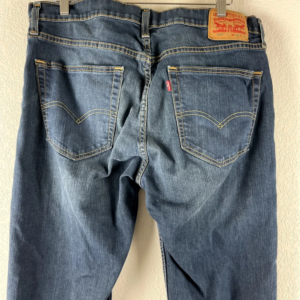 Levis 559 Relaxed Straight Jeans Mens 36x32‎ Blue Dark Wash Faded Casual